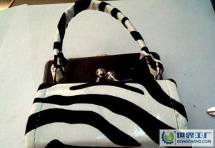 義烏智林箱包 中長版晚妝包批發與定制，二手設備轉讓一體化服務